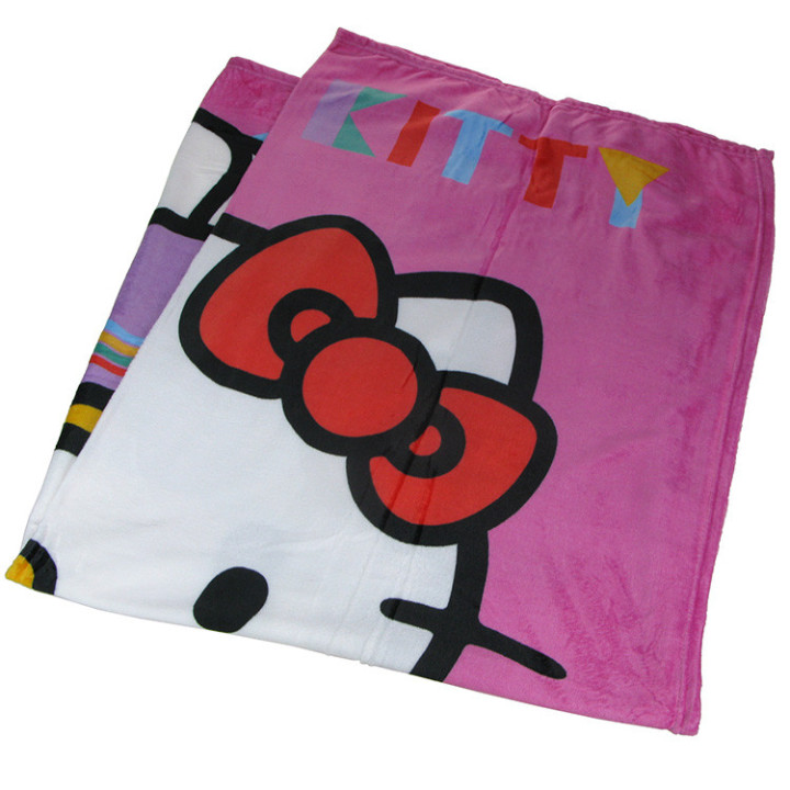 Koc pluszowy Kotka Hello Kitty 130cm x 160cm