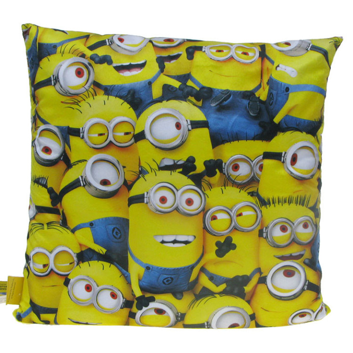 Minionki - miękka welurowa poduszka