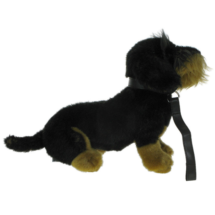 Maskotka Piesek jamnik szorstkowłosy ze smyczą 34cm