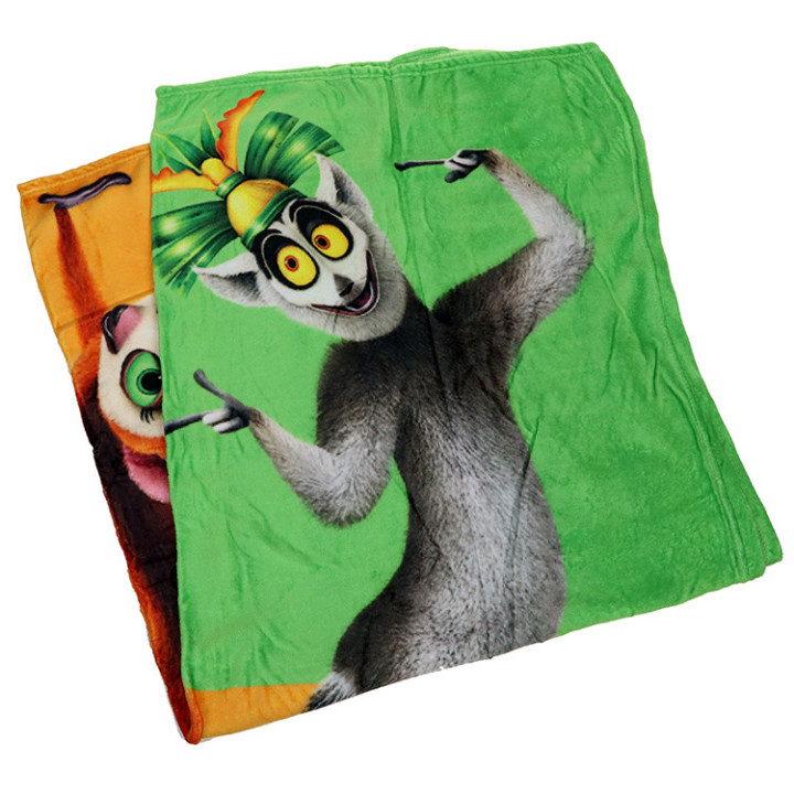 Koc pluszowy Madagascar: Niech żyje Król Julian  130cm x 160cm